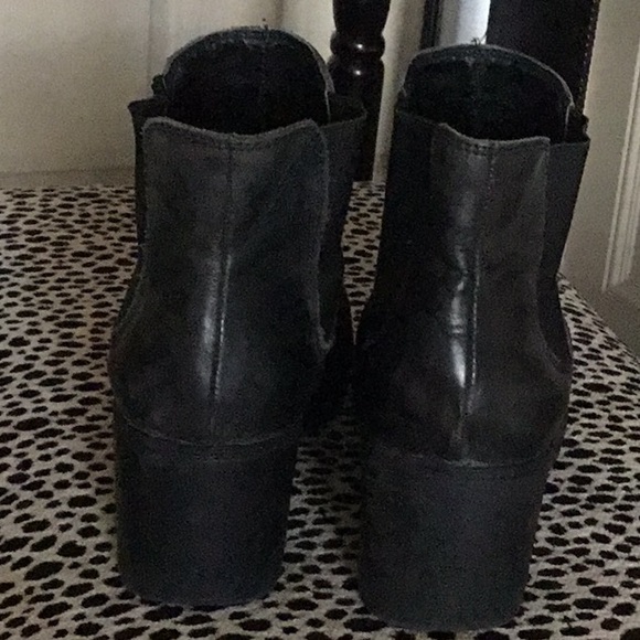 Steve Madden leather booties - Picture 6 of 8